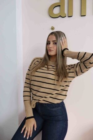 Alternative view of Sweater Lantana