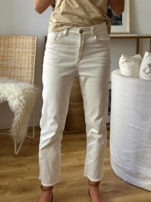 Alternative view of Jean Donna