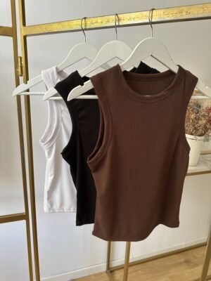 Musculosa Astrid Morley