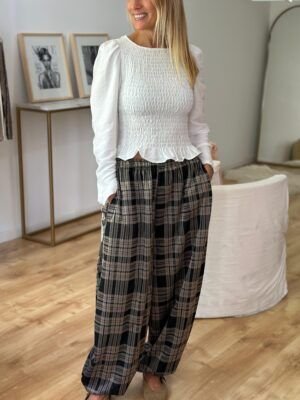 Alternative view of Babucha Racca