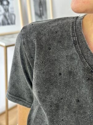 Alternative view of Remera Mirel