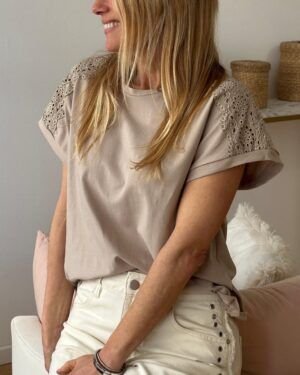 Remera Moura